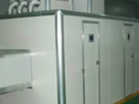 無(wu)塵(chen)噴漆房(fang)